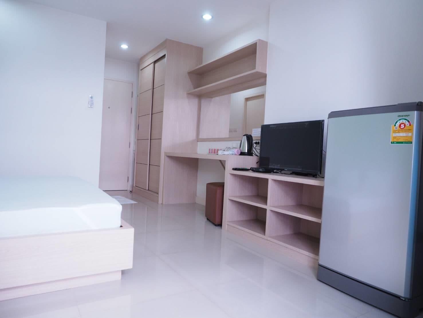 Baan Mek Mok Apartment Bangkok Exterior photo